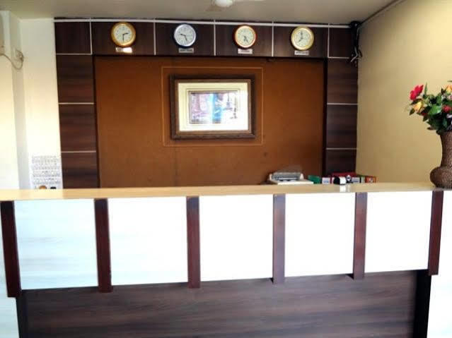 Hotel Airport Residency Ahmedabad Exterior foto